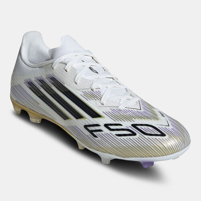 اديداس حذاء كرة القدم F50 ليج لملاعب العشب الطبيعي/المتعدد للرجال أبيض image number 1