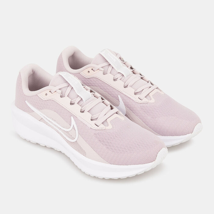 نايكي حذاء الجري على الطرق داون شيفتر 13 للنساء وردي image number 1