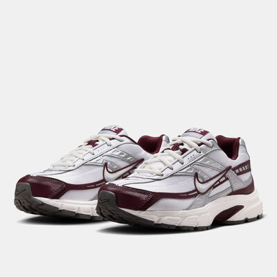 نايكي حذاء إنيشياتور للنساء أبيض