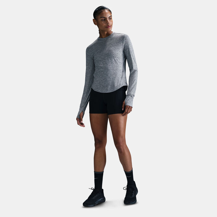 نايكي تيشيرت الجري سويفت دراي-فت UV للنساء رمادي image number 2