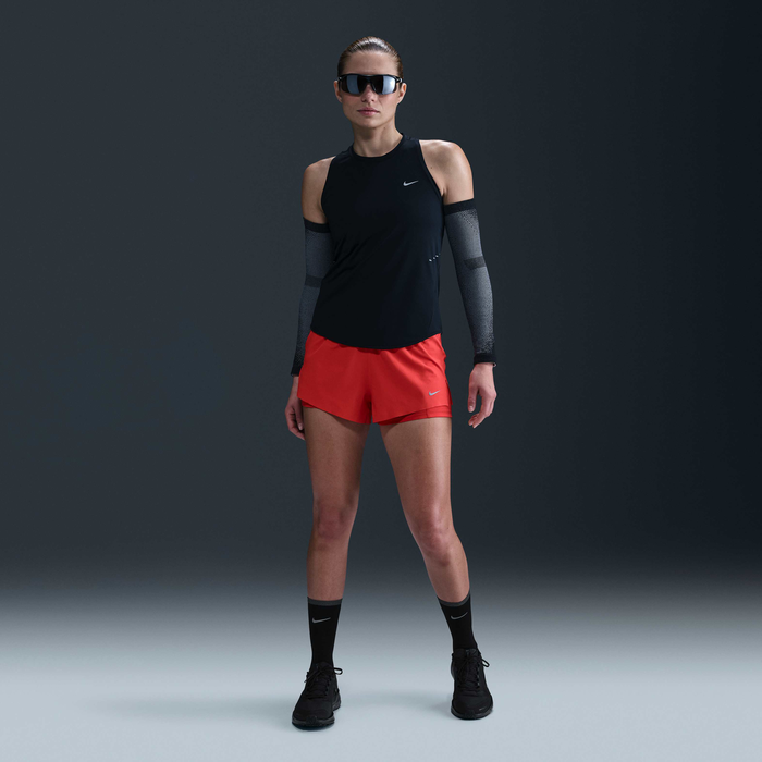 نايكي تيشيرت الجري سويفت دراي-فت تانك للنساء أسود image number 3