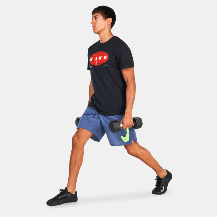 نايكي شورت انلايند دراي-فت توتاليتي ستوديو '72 فرساتيل للرجال رمادي image number 2