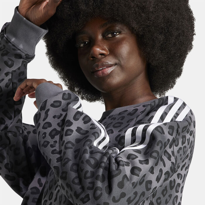 اديداس اورجينال سويت شيرت ليوبارد لوكس تريفويل للنساء رمادي image number 3