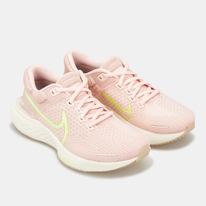 نايكي حذاء زوم اكس انفينسبل رن فلاي-نت 2 للنساء رمادي image number 1