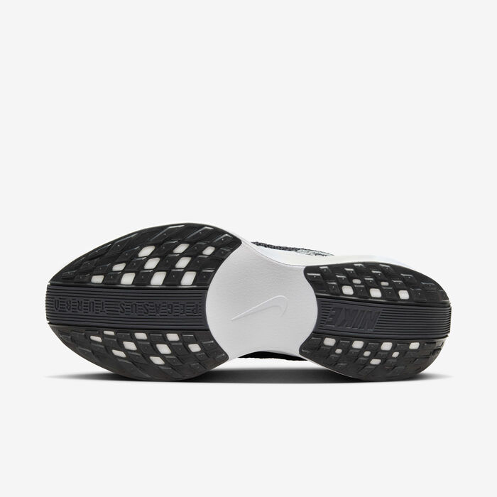 نايكي حذاء الجري بيجاسوس بلس رود للنساء أسود image number 1