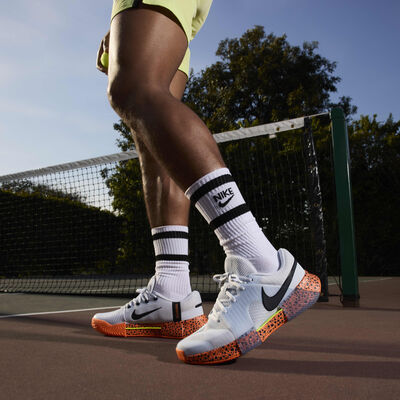 نايكي جي بي تشالنج 1 حذاء التنس للملاعب الصلبة للرجال متعدد