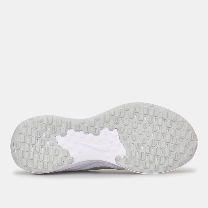 نايكي حذاء الجري ريفولوشن 7 رود للرجال أبيض image number 4