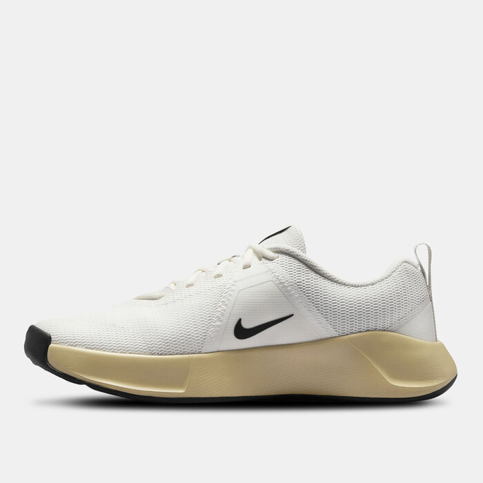 نايكي حذاء التمرين ام سي 3 للرجال أبيض image number 2