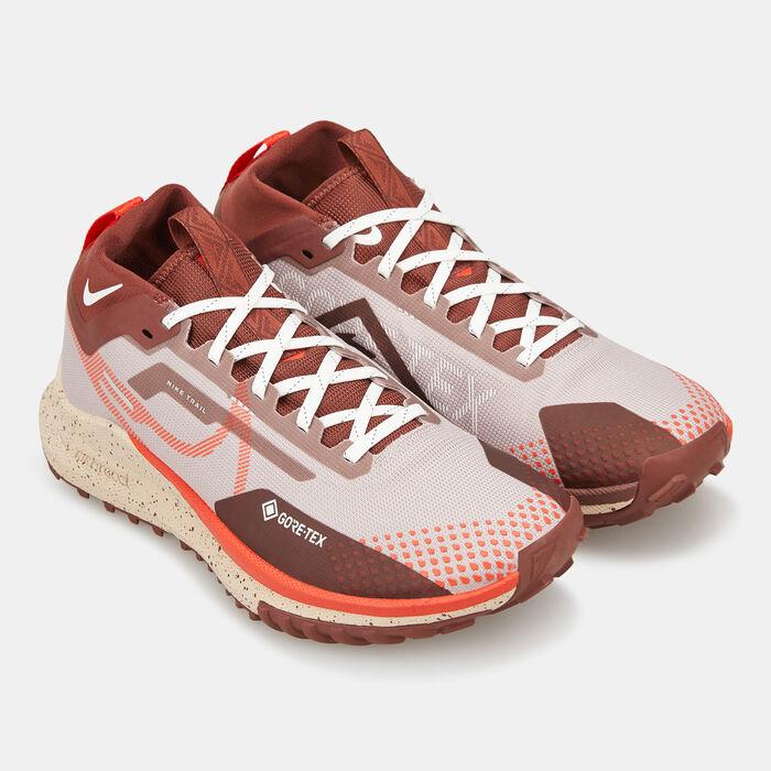 نايكي حذاء بيجاسوستريل 4 جور-تكس للنساء بنى image number 1