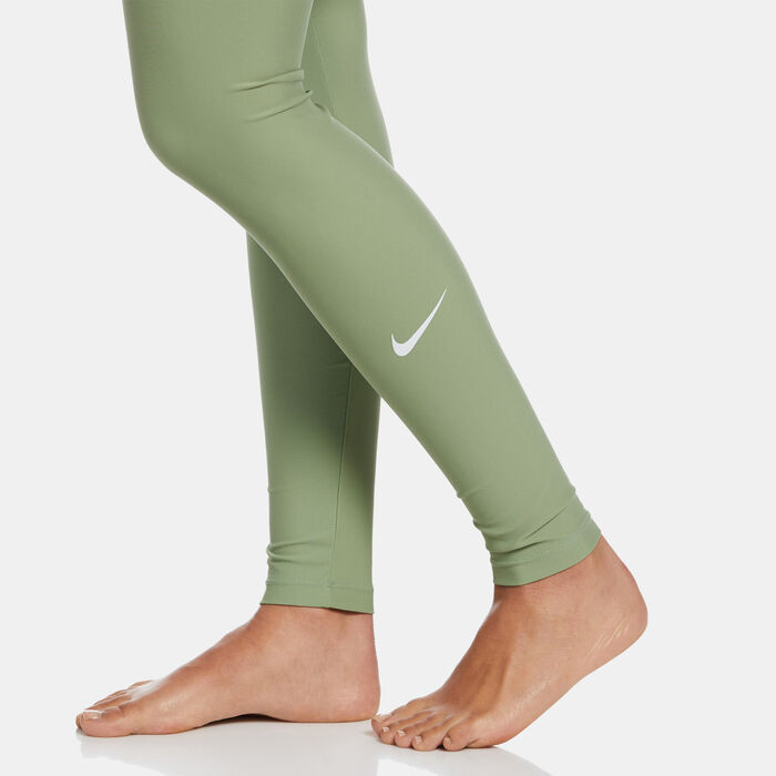 نايك سويم بنطال ليقنز سليم فت للسباحة للنساء أخضر image number 3