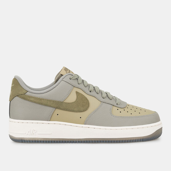 نايكي حذاء اير فورس 1 '07 LV8 للرجال رمادي image number 0