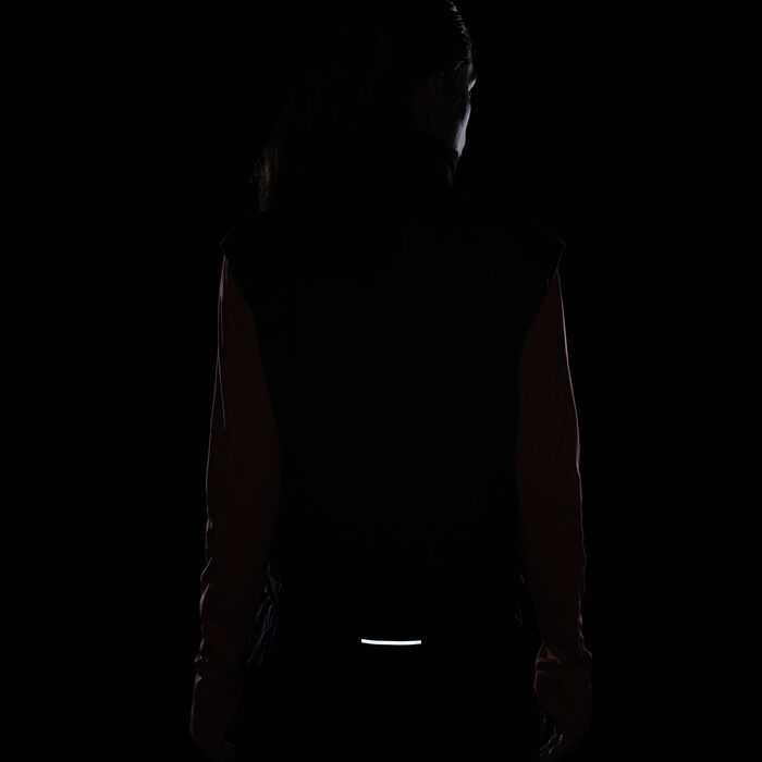 نايكي ثيرما-فت سويفت سترة الجري للنساء أسود image number 7