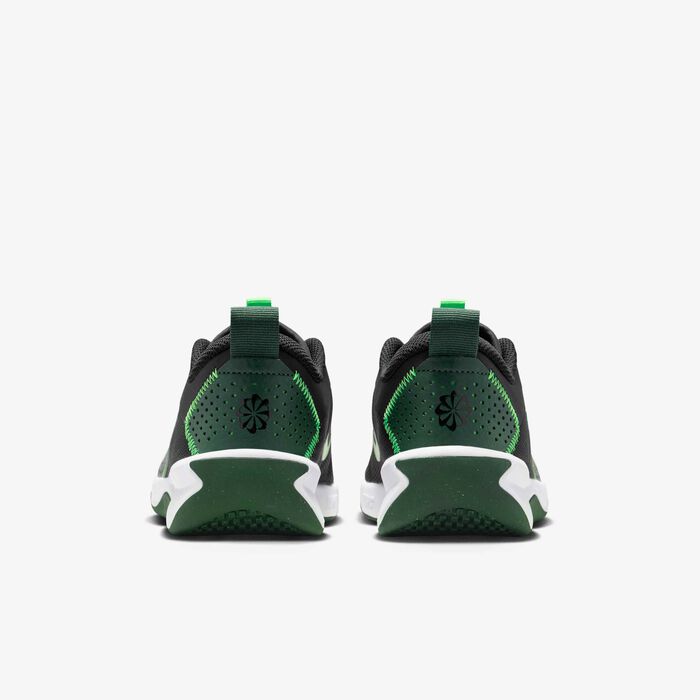 نايكي حذاء ملعب أومني متعدد الملاعب الداخلية للاطفال رمادي image number 5