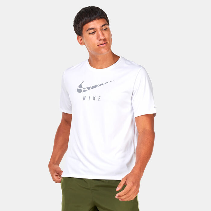 نايكي تيشيرت دراي-فت رن ديفيجن رانينج للرجال أخضر image number 0