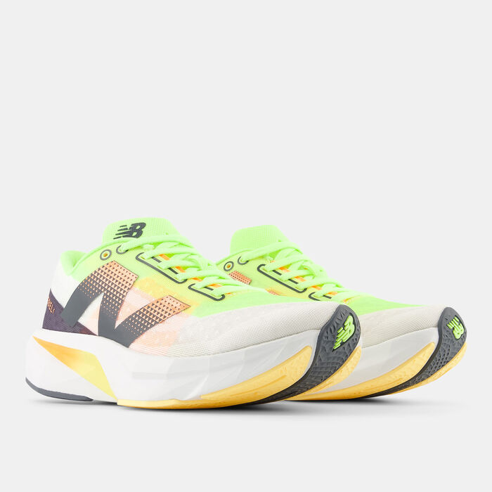 نيو بالانس حذاء الجري فيول سيل ريبيل في 4 للرجال أبيض image number 1