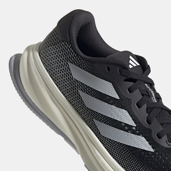 اديداس حذاء الجري سوبر نوفا رايز للنساء أسود image number 4