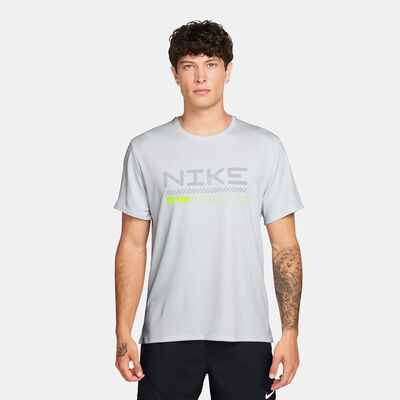 نايكي تيشيرت الجري ميلر وينترزد للرجال رمادي